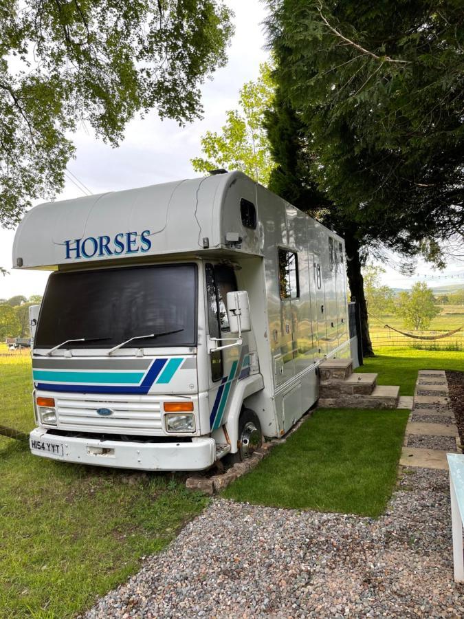 Dobbin The Horse Box In The Lake District Cockermouth Exterior photo