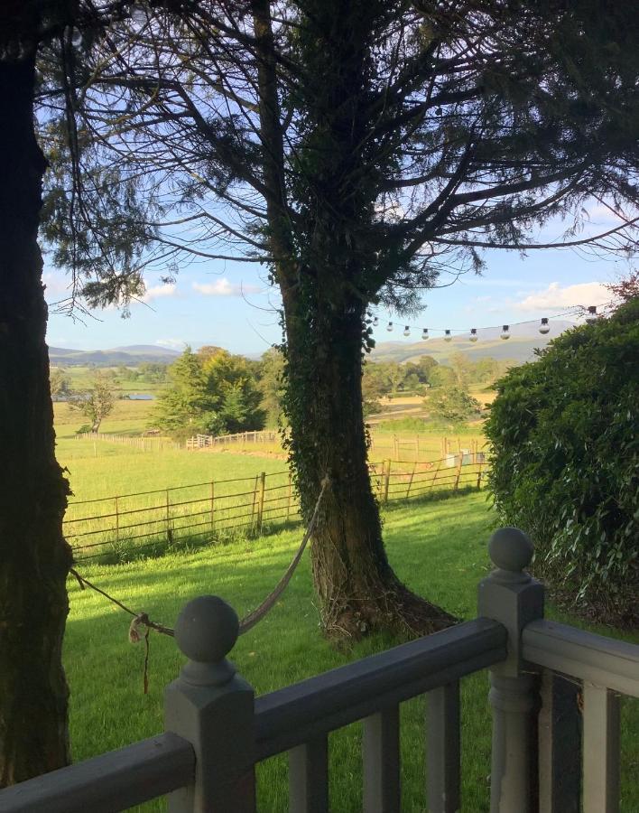 Dobbin The Horse Box In The Lake District Cockermouth Exterior photo